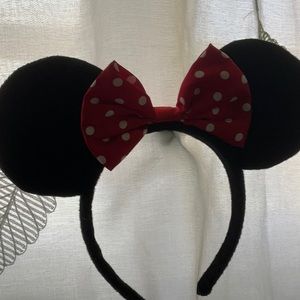 Mini mouse hat